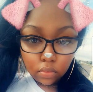 Meet your Posher, Jenn